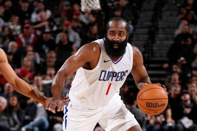 快船惊险胜出，实力不可小觑！